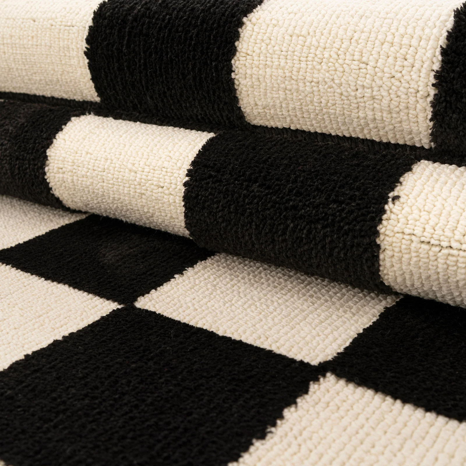 Black Retro Checkerboard Rug - Ebony - Image 10