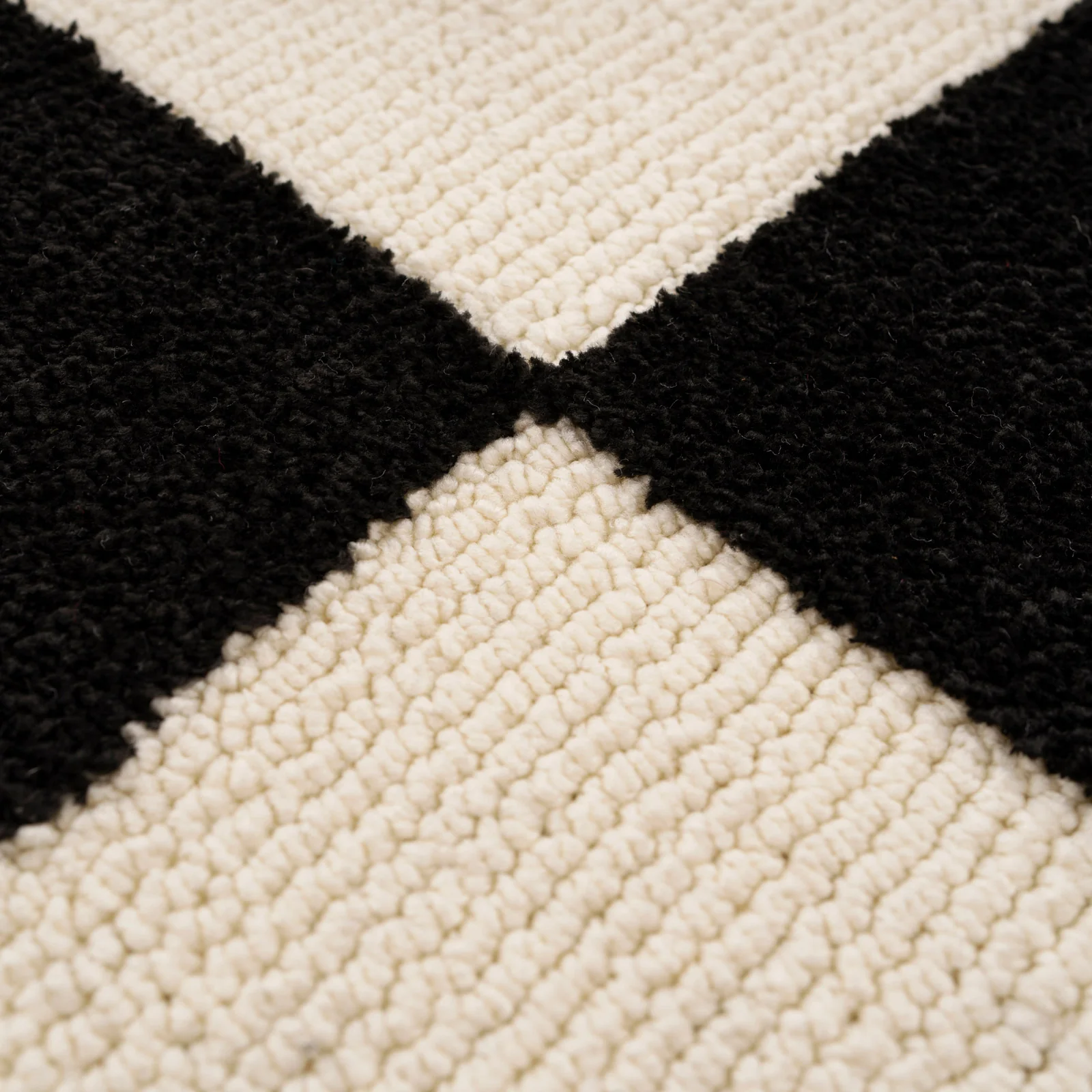 Black Retro Checkerboard Rug - Ebony - Image 7