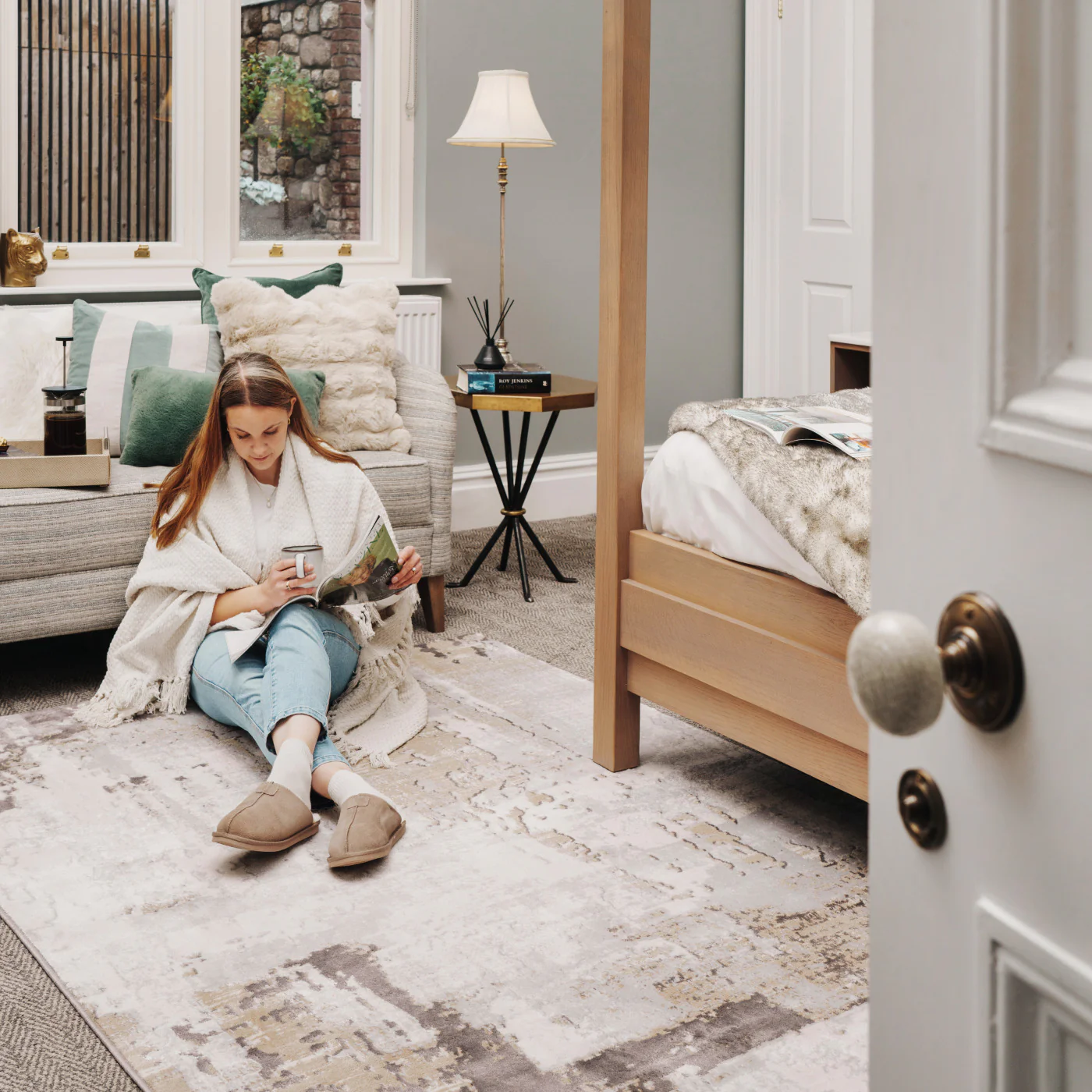 Distressed Abstract Beige Area Rug - Grace - Image 5