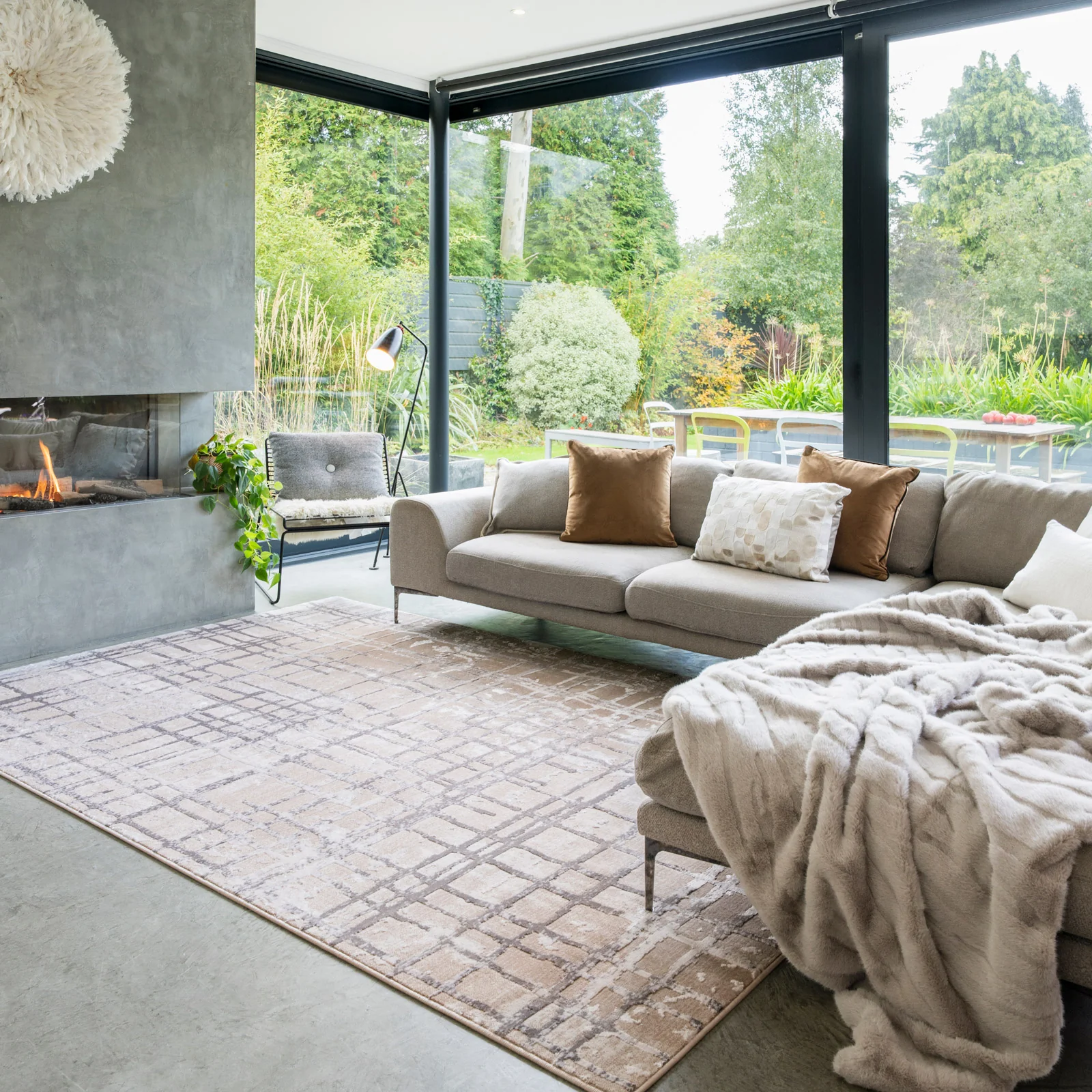 Distressed Linear Beige Silver Rug - Diora - Image 3