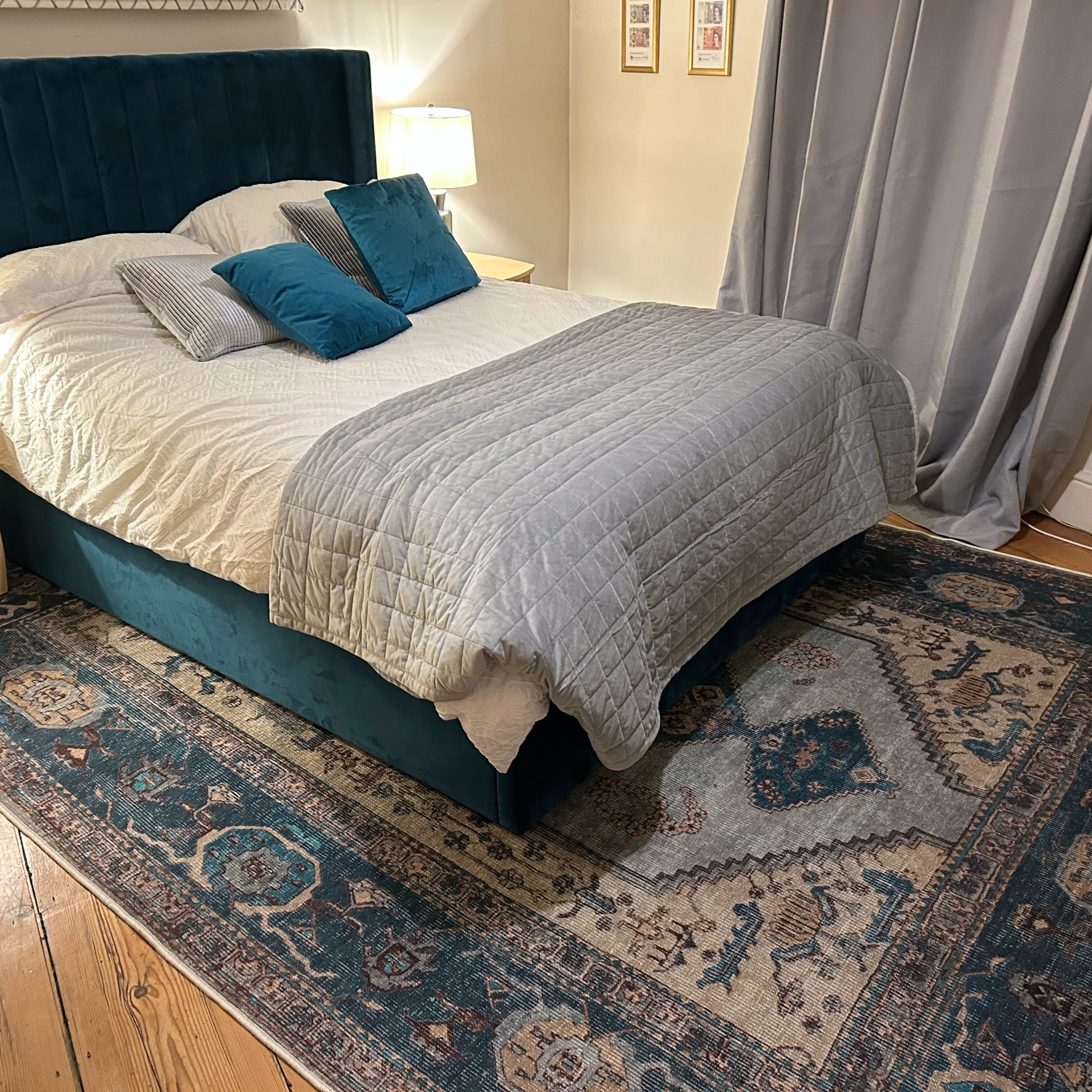 Flatwoven Washable Distressed Teal Bordered Rug - Cyrus - Image 7