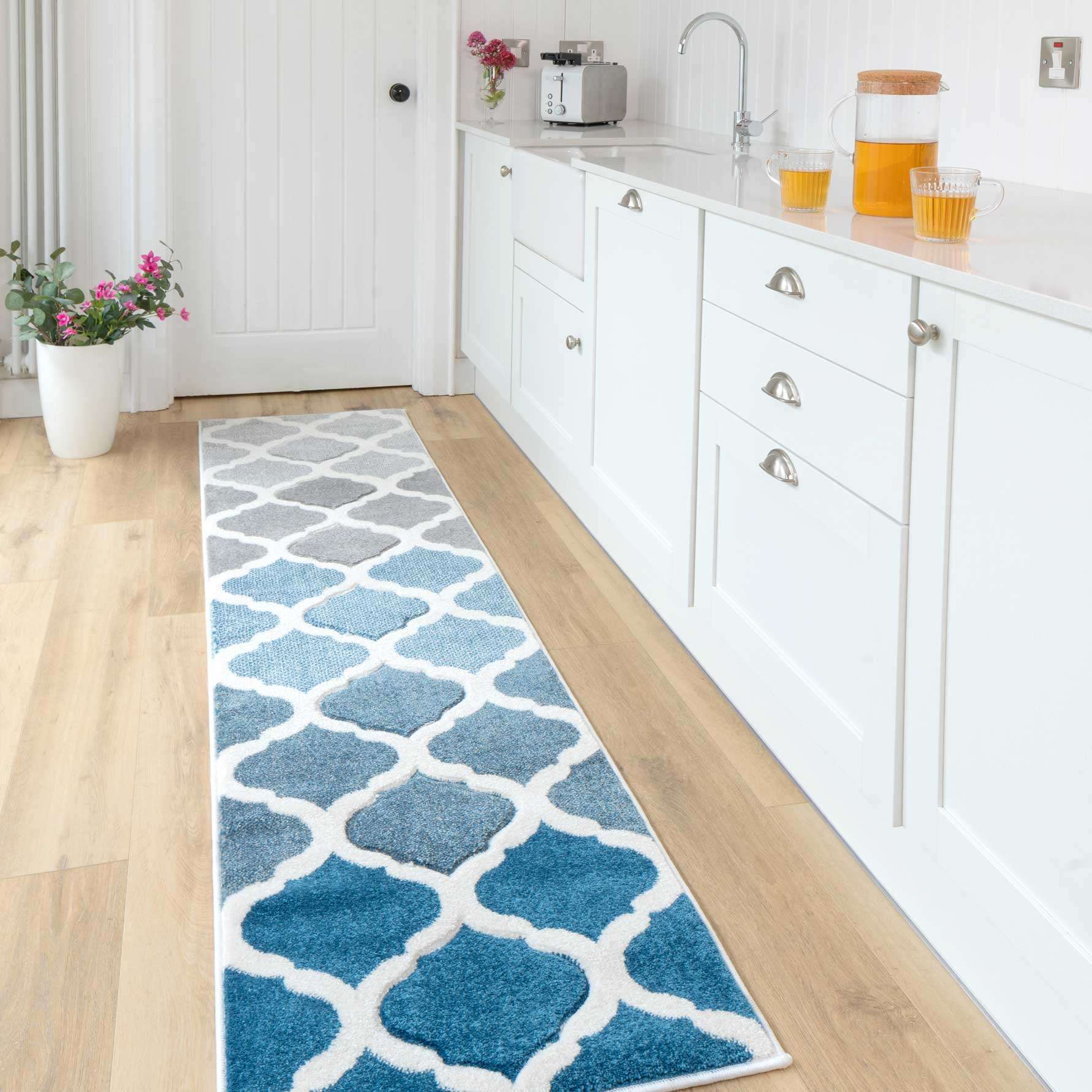 Fresh Trellis Blue Living Room Rug - Topaz - Image 4