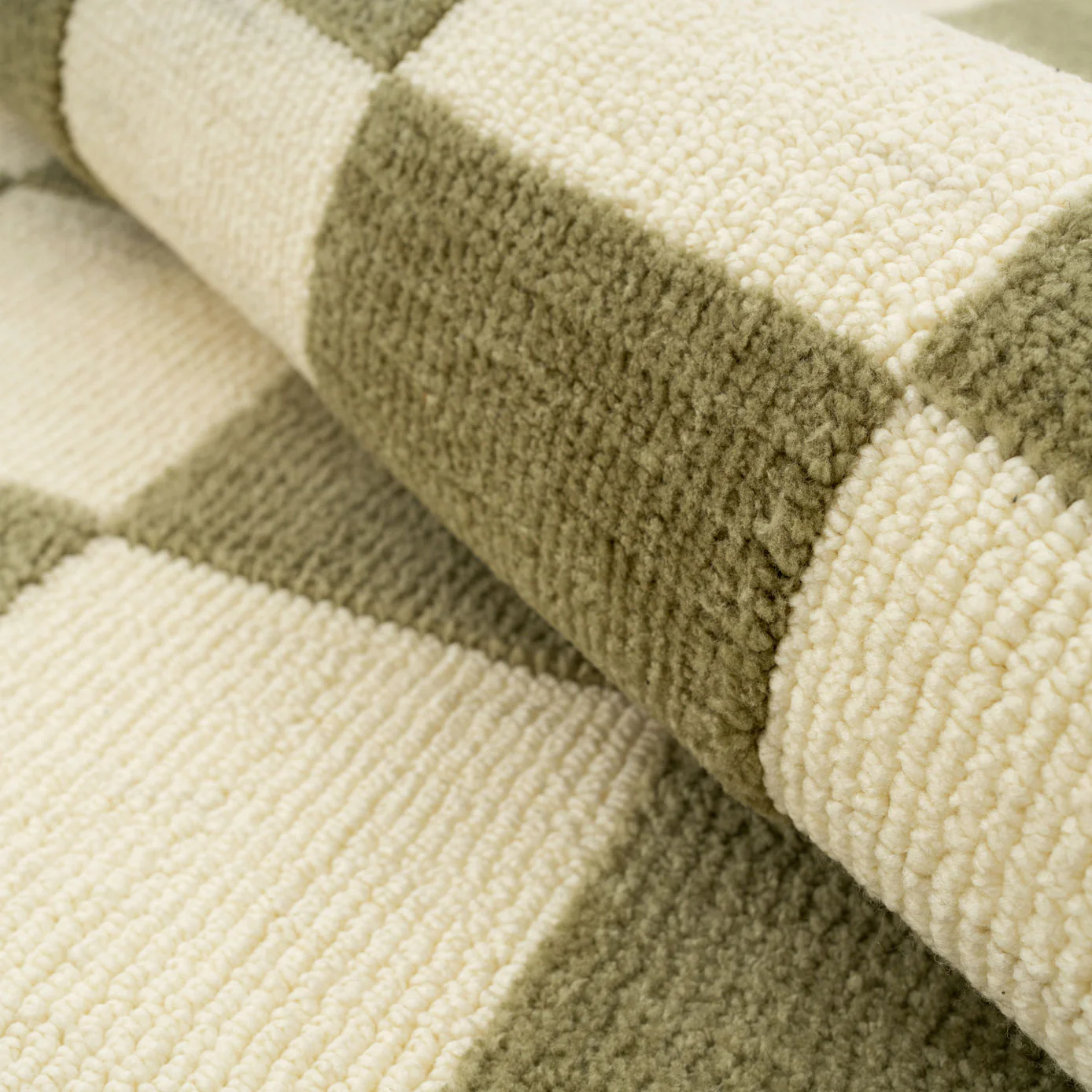 Green Retro Checkerboard Runner - Maze - Image 9