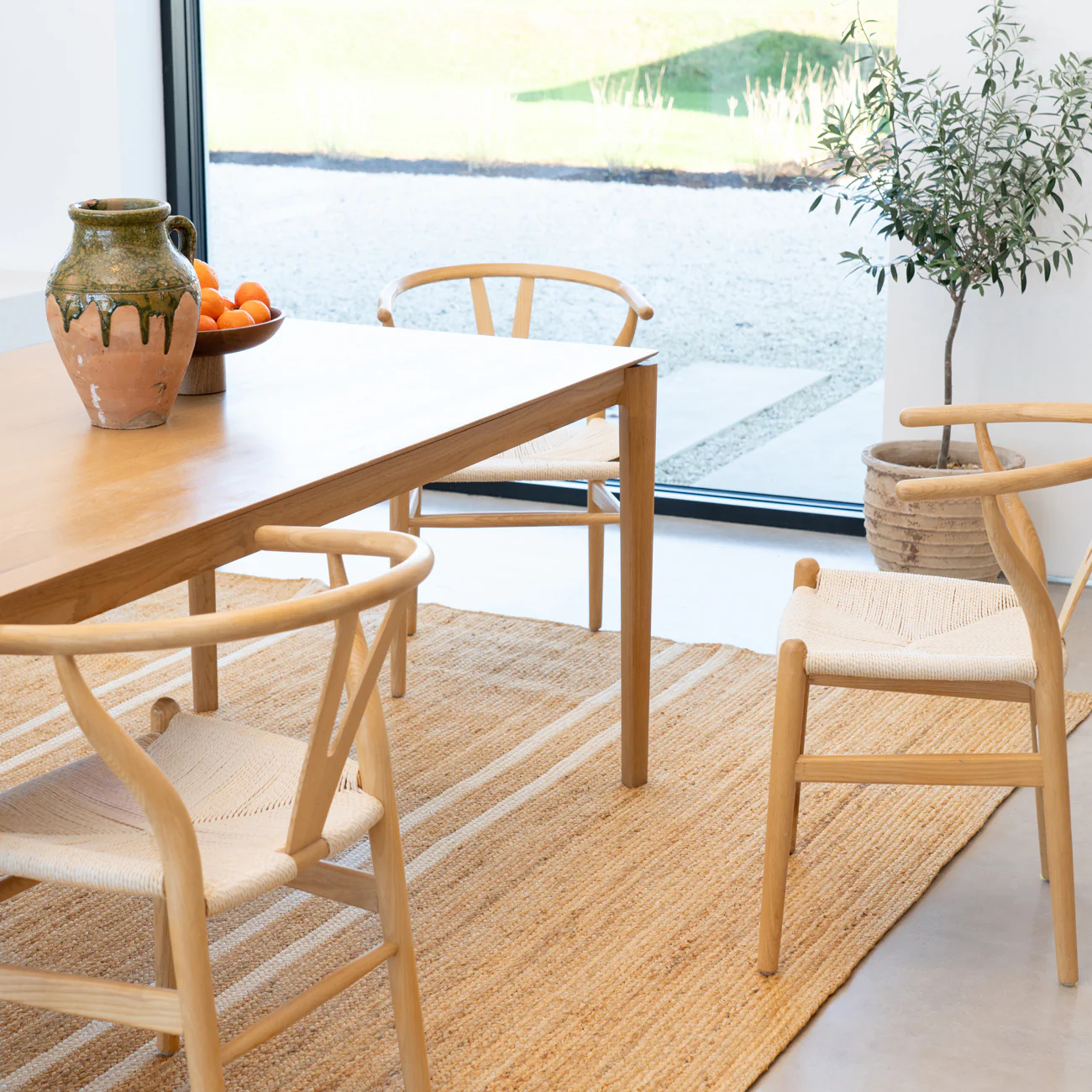 Handwoven Brown Jute Braided Line Rug - Saria - Image 4