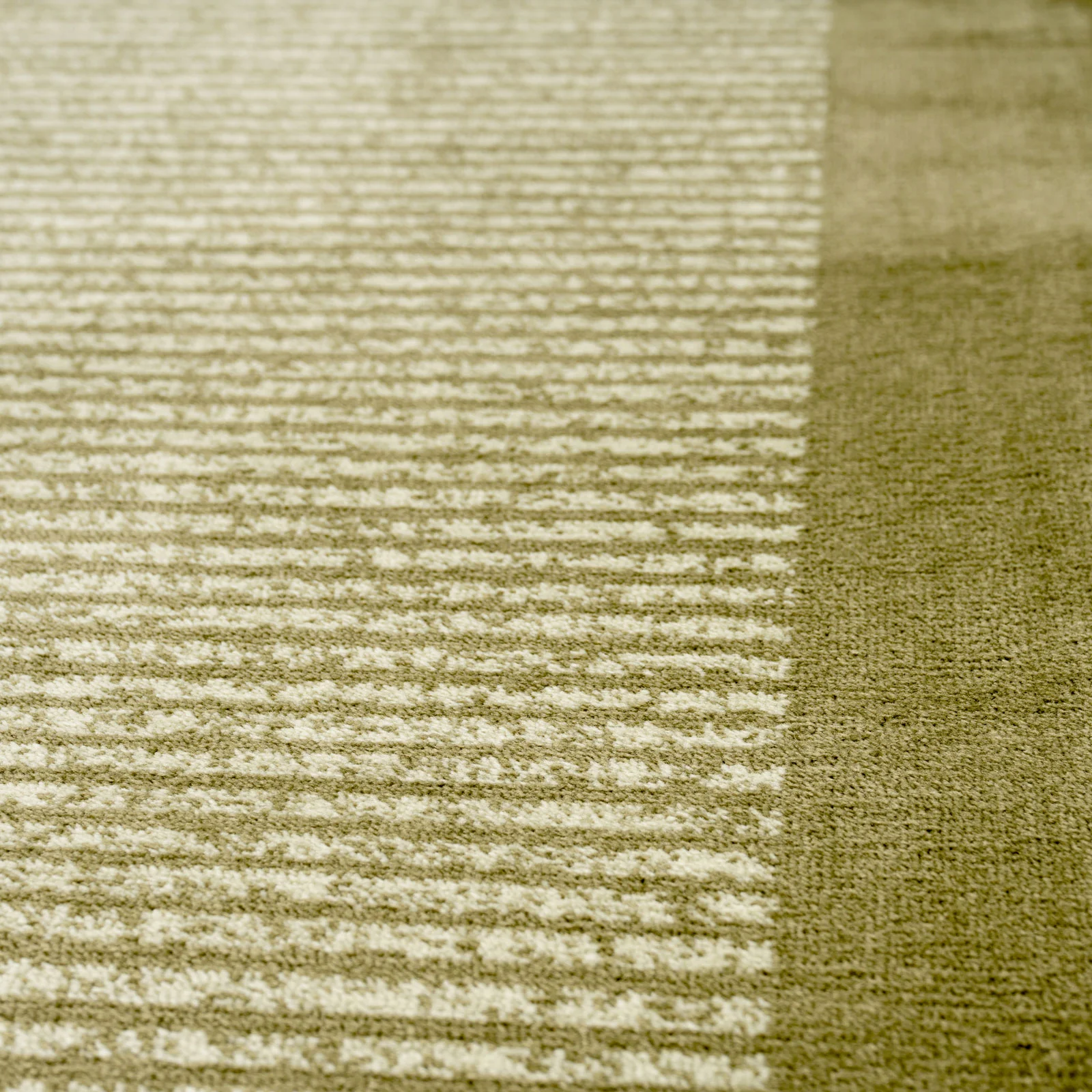 Mossy Green Border Rug - Barley - Image 3