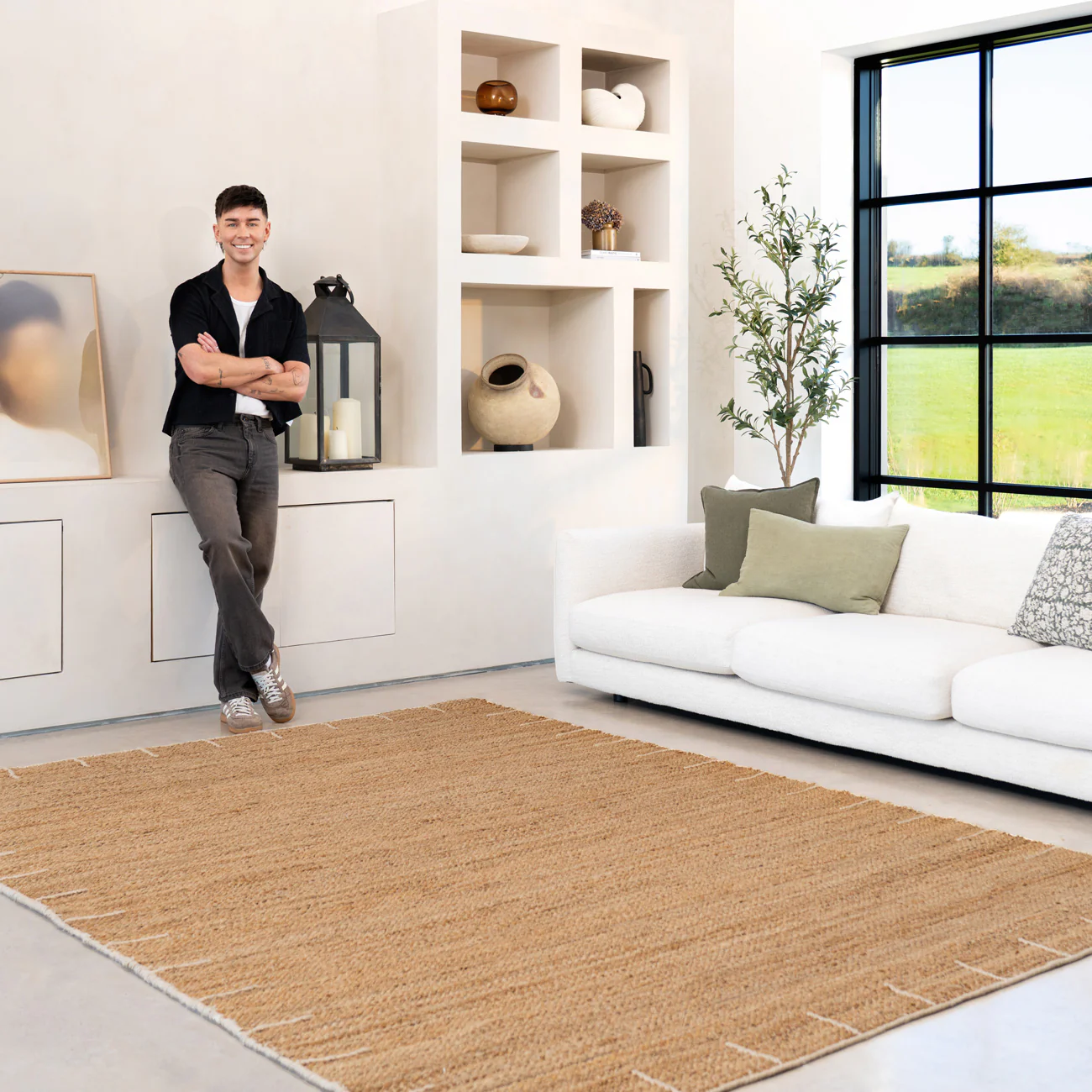 Natural Handwoven Brown Jute Framed Rug - Annie - Image 5