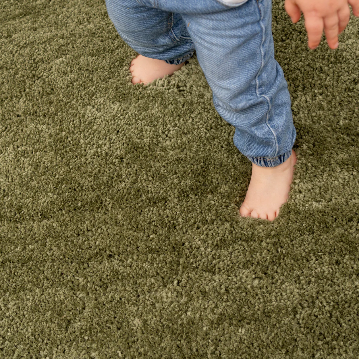 Premium Washable Shaggy Olive Green Rug - Image 4