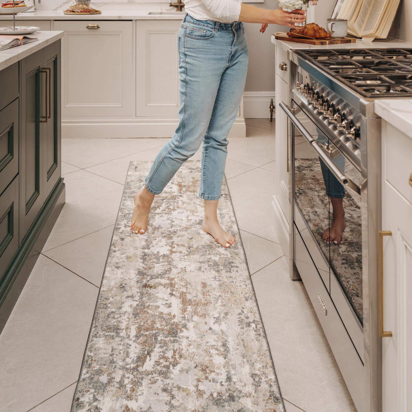 Soft Modern Blue Grey Painted Canvas Effect Rugs - Artist - Image 6