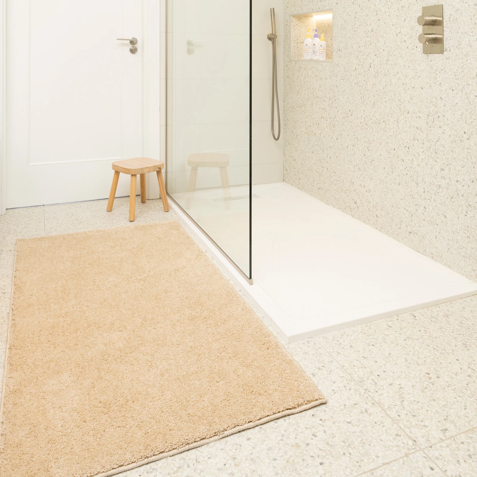 Soft Washable Cream Shaggy Rug - Image 6