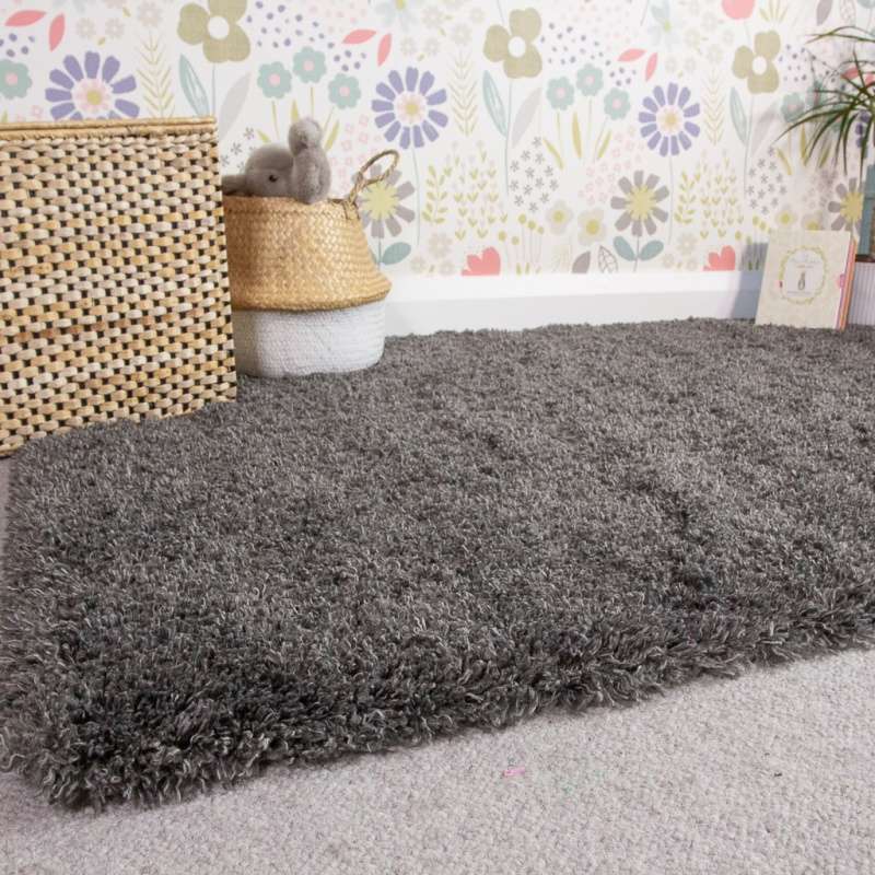Soft Everyday Grey Shaggy Rug - Image 4