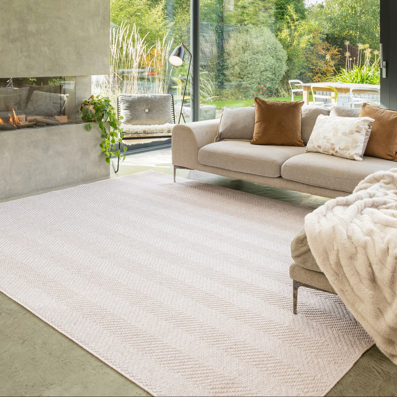 Washable Bobbled Beige Chevron Rug - Kate - Image 5