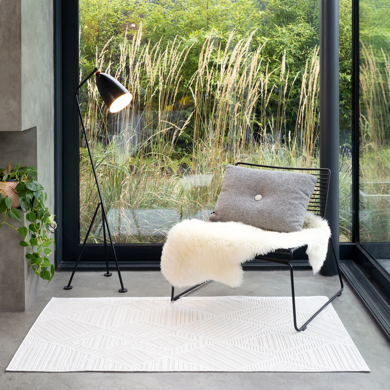 Washable Bobbled Cream Diamond Rug - Leah - Image 6