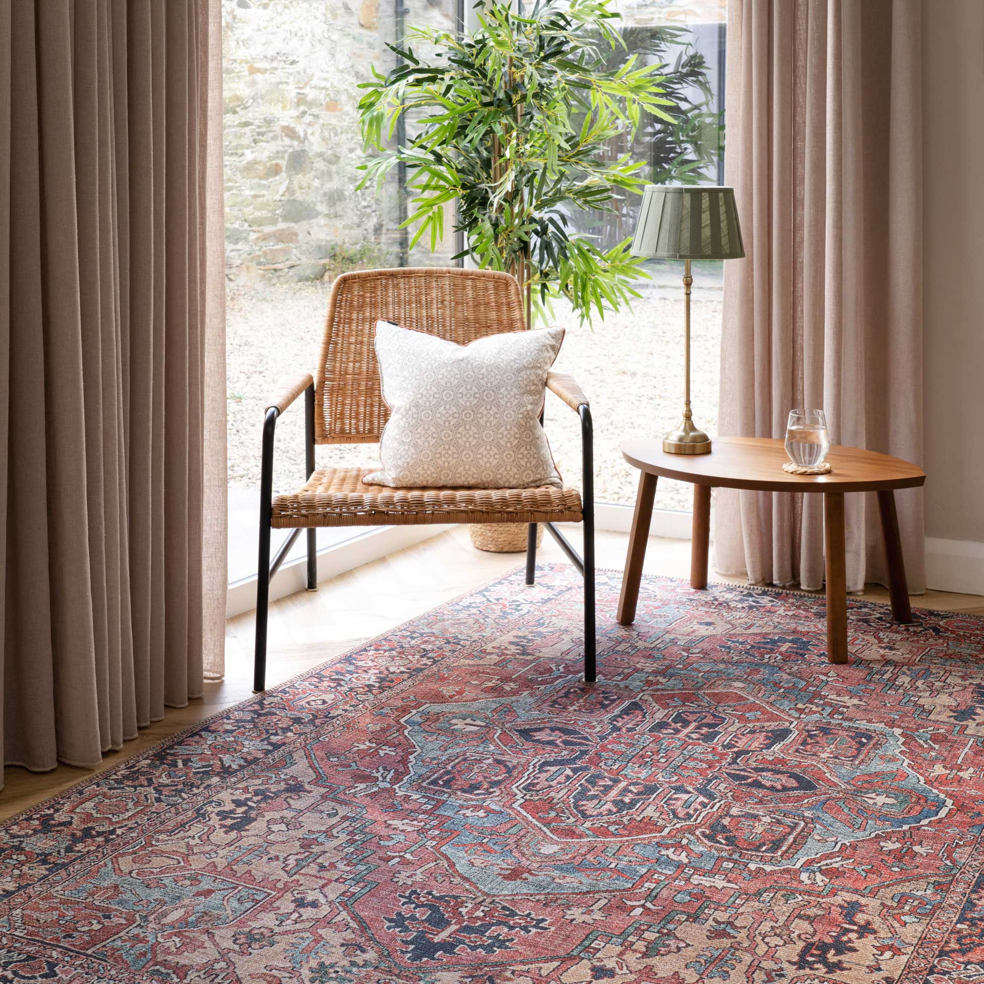 Flatwoven Washable Red Distressed Traditional Runner - Savanna - Image 9